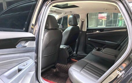 Volkswagen Passat B8 рестайлинг, 2023 год, 2 365 000 рублей, 8 фотография