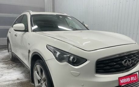 Infiniti FX II, 2010 год, 2 200 000 рублей, 4 фотография