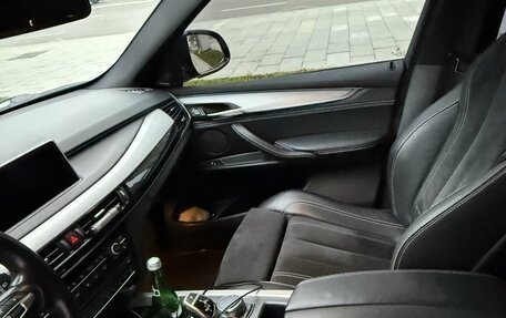 BMW X5, 2018 год, 5 500 000 рублей, 4 фотография