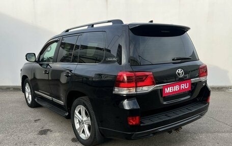 Toyota Land Cruiser 200, 2017 год, 6 250 000 рублей, 7 фотография