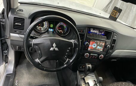 Mitsubishi Pajero IV, 2010 год, 2 099 000 рублей, 5 фотография
