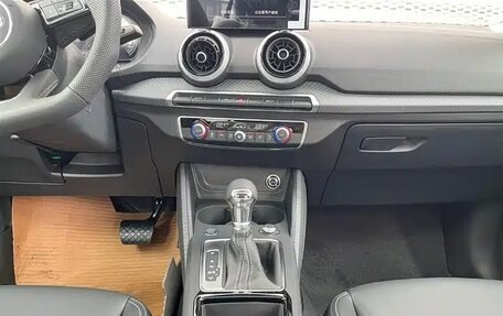 Audi Q2 I, 2025 год, 2 930 000 рублей, 9 фотография