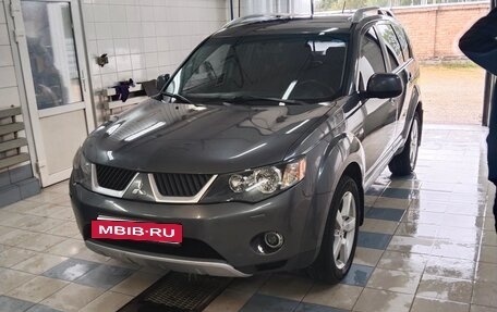 Mitsubishi Outlander III рестайлинг 3, 2006 год, 1 000 000 рублей, 3 фотография