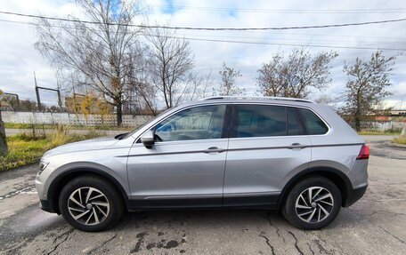 Volkswagen Tiguan II, 2018 год, 2 750 000 рублей, 3 фотография