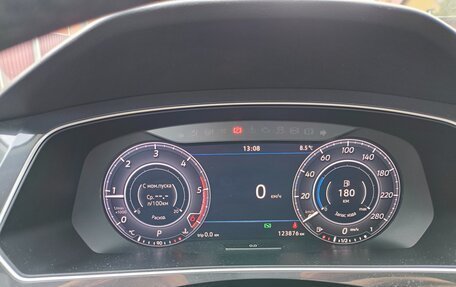 Volkswagen Tiguan II, 2018 год, 2 750 000 рублей, 9 фотография