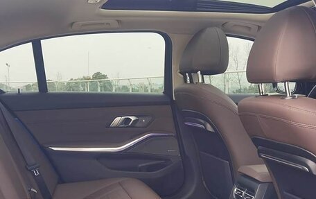 BMW 3 серия, 2022 год, 2 670 000 рублей, 10 фотография