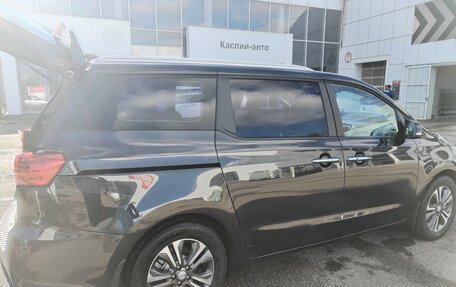 KIA Carnival III, 2018 год, 2 550 000 рублей, 3 фотография