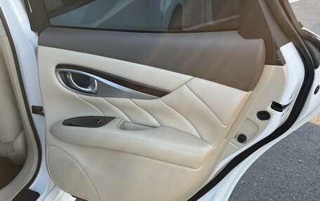 Infiniti Q70 I, 2015 год, 2 400 000 рублей, 20 фотография