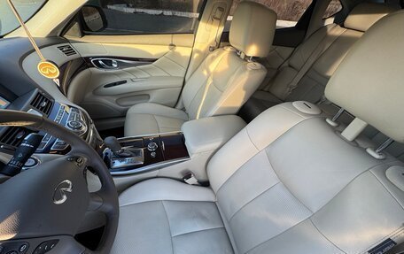 Infiniti Q70 I, 2015 год, 2 400 000 рублей, 33 фотография