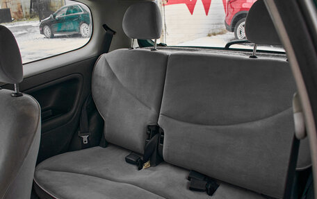 Toyota Vitz, 2000 год, 390 000 рублей, 20 фотография