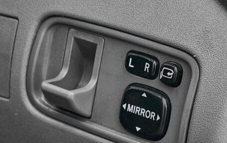 Toyota Vitz, 2000 год, 390 000 рублей, 17 фотография