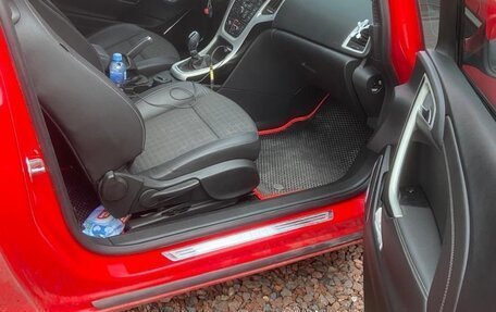 Opel Astra J, 2011 год, 950 000 рублей, 5 фотография