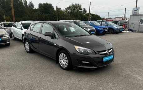 Opel Astra J, 2013 год, 615 000 рублей, 3 фотография