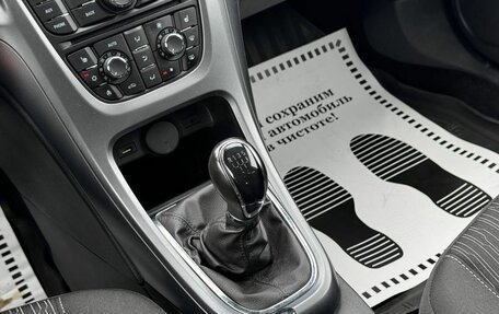 Opel Astra J, 2013 год, 615 000 рублей, 10 фотография