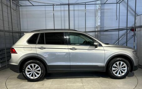 Volkswagen Tiguan II, 2020 год, 2 475 000 рублей, 3 фотография