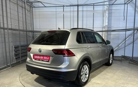 Volkswagen Tiguan II, 2020 год, 2 475 000 рублей, 4 фотография