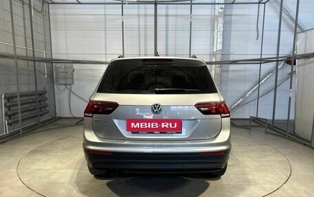 Volkswagen Tiguan II, 2020 год, 2 475 000 рублей, 5 фотография