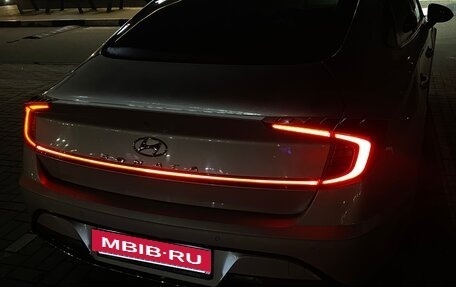 Hyundai Sonata VIII, 2021 год, 2 150 000 рублей, 5 фотография