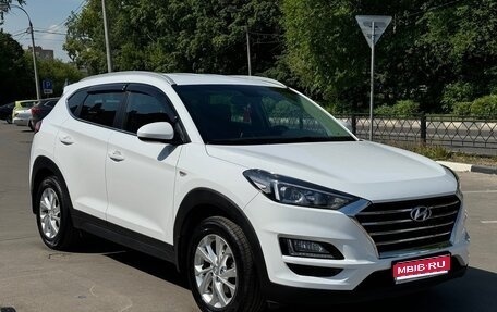 Hyundai Tucson III, 2018 год, 2 300 000 рублей, 1 фотография