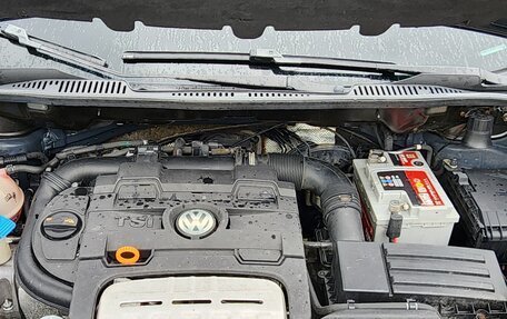 Volkswagen Touran III, 2010 год, 820 000 рублей, 12 фотография