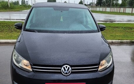 Volkswagen Touran III, 2010 год, 820 000 рублей, 13 фотография