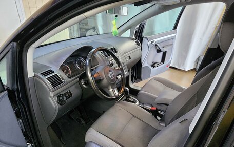 Volkswagen Touran III, 2010 год, 820 000 рублей, 15 фотография