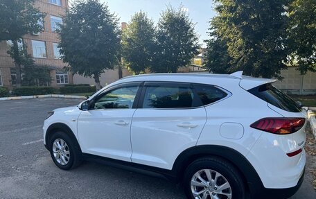 Hyundai Tucson III, 2018 год, 2 300 000 рублей, 3 фотография