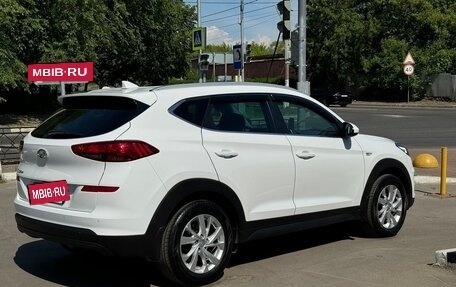 Hyundai Tucson III, 2018 год, 2 300 000 рублей, 2 фотография