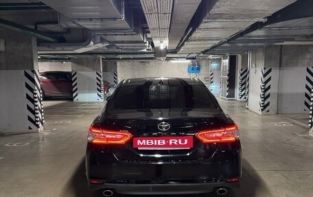 Toyota Camry, 2019 год, 3 200 000 рублей, 5 фотография