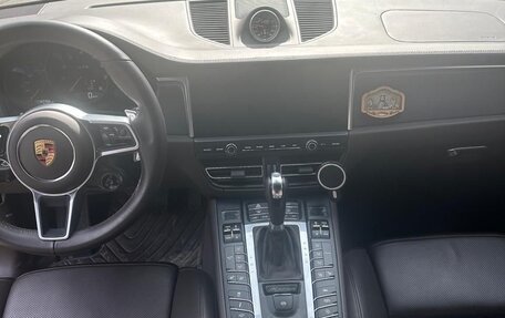 Porsche Macan I рестайлинг, 2021 год, 7 300 000 рублей, 13 фотография