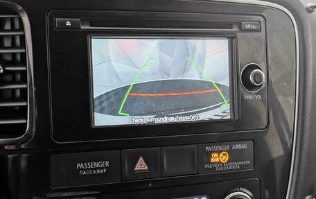 Mitsubishi Outlander III рестайлинг 3, 2016 год, 1 795 000 рублей, 17 фотография