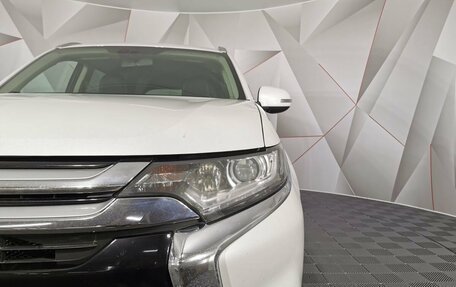 Mitsubishi Outlander III рестайлинг 3, 2016 год, 1 795 000 рублей, 19 фотография