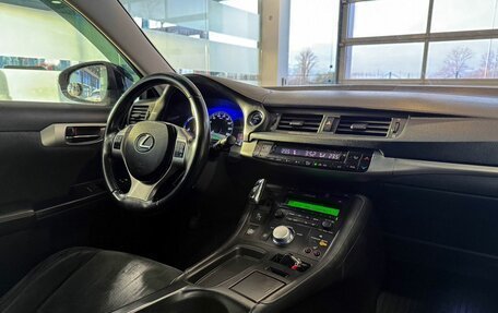 Lexus CT I рестайлинг, 2011 год, 1 465 000 рублей, 10 фотография