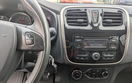 Renault Sandero II рестайлинг, 2015 год, 830 000 рублей, 22 фотография