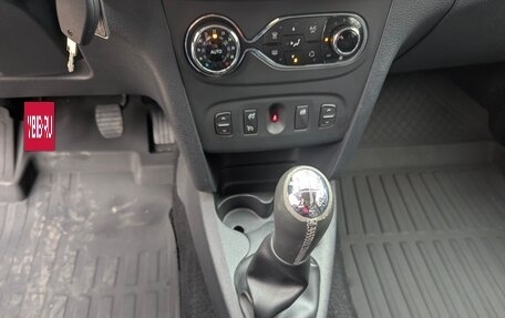 Renault Sandero II рестайлинг, 2015 год, 830 000 рублей, 23 фотография