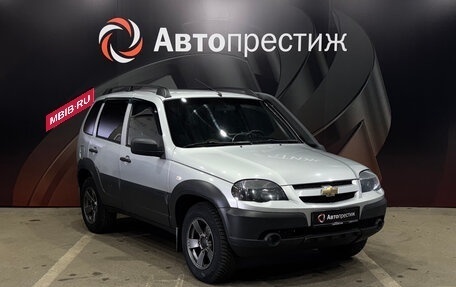Chevrolet Niva I рестайлинг, 2019 год, 750 000 рублей, 3 фотография