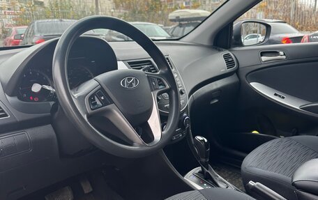 Hyundai Solaris II рестайлинг, 2015 год, 1 020 000 рублей, 10 фотография