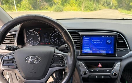 Hyundai Elantra VI рестайлинг, 2019 год, 1 320 000 рублей, 2 фотография