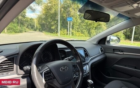 Hyundai Elantra VI рестайлинг, 2019 год, 1 320 000 рублей, 14 фотография