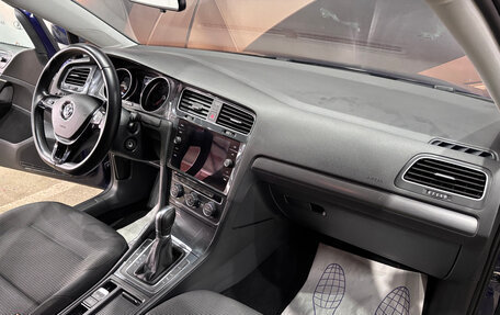 Volkswagen Golf VII, 2018 год, 1 420 000 рублей, 9 фотография