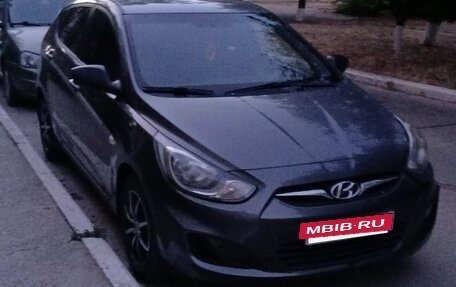 Hyundai Solaris II рестайлинг, 2013 год, 680 000 рублей, 6 фотография