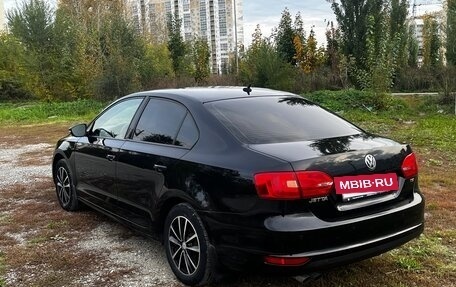 Volkswagen Jetta VI, 2011 год, 1 060 000 рублей, 4 фотография