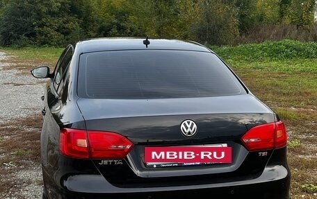 Volkswagen Jetta VI, 2011 год, 1 060 000 рублей, 3 фотография