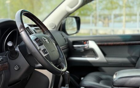 Toyota Land Cruiser 200, 2013 год, 4 300 000 рублей, 17 фотография