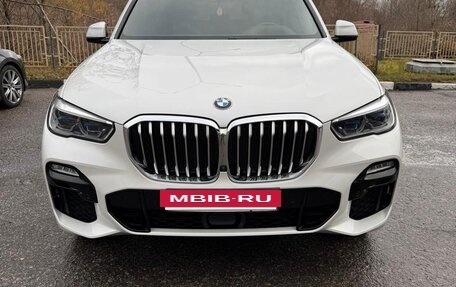 BMW X5, 2019 год, 6 300 000 рублей, 3 фотография