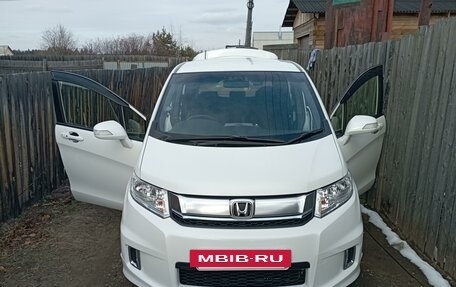 Honda Freed I, 2014 год, 1 250 000 рублей, 2 фотография