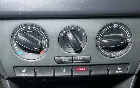 Skoda Rapid I, 2015 год, 799 000 рублей, 15 фотография