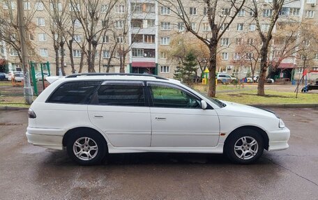 Toyota Caldina, 2001 год, 690 000 рублей, 10 фотография