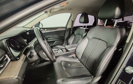 KIA K5, 2020 год, 2 250 000 рублей, 21 фотография