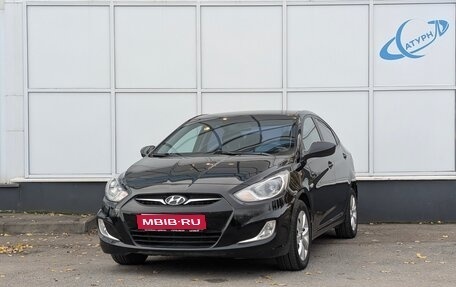 Hyundai Solaris II рестайлинг, 2012 год, 810 000 рублей, 1 фотография